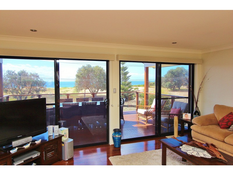 5 Seaview Avenue, Dunbogan NSW 2443