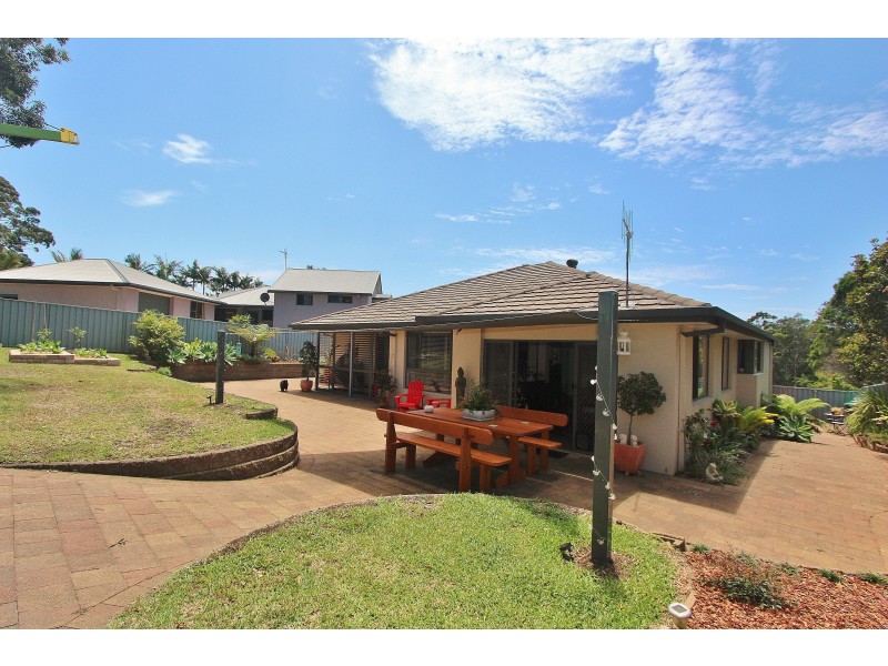 8 Woods Place, Bonny Hills NSW 2445
