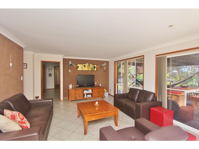495 Ocean Drive, Laurieton NSW 2443