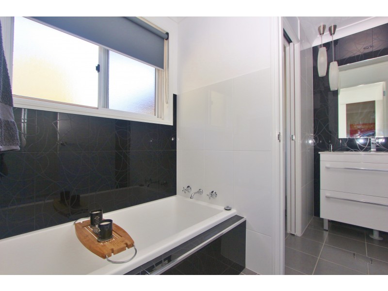 495 Ocean Drive, Laurieton NSW 2443
