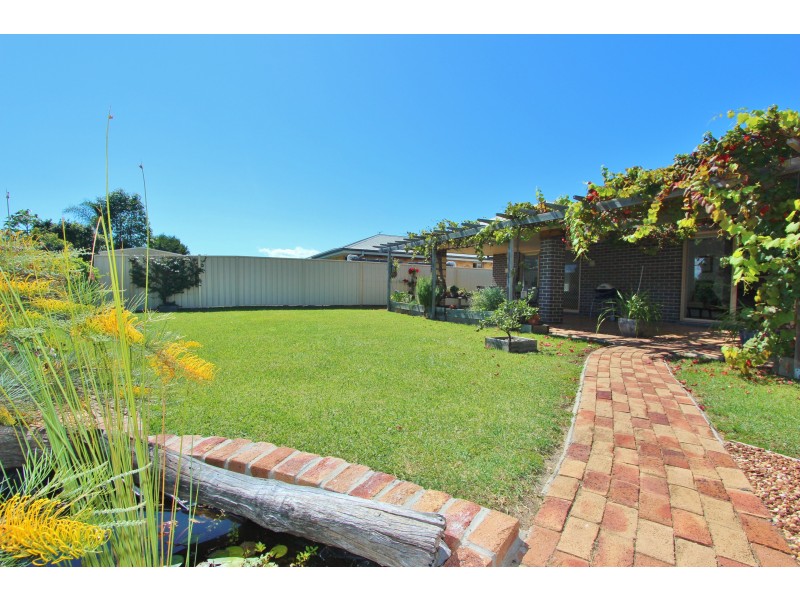 11 Northwind Crescent, Bonny Hills NSW 2445