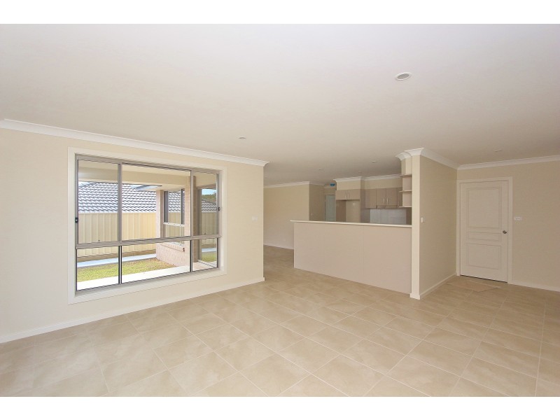1/18 Reliance Crescent, Laurieton NSW 2443
