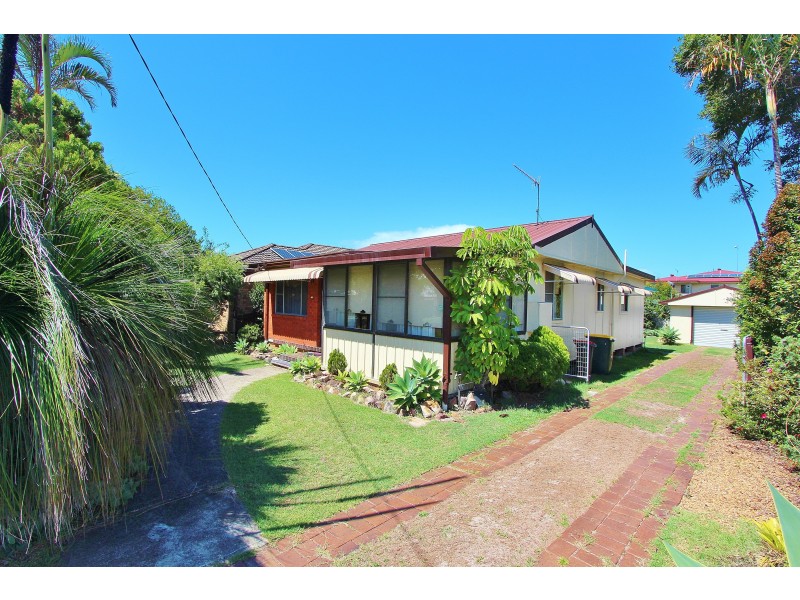 6  Lane Street, Laurieton NSW 2443