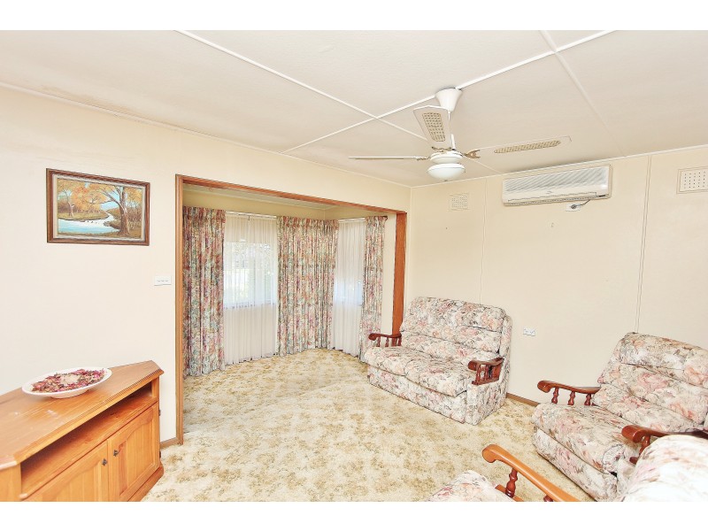 6  Lane Street, Laurieton NSW 2443
