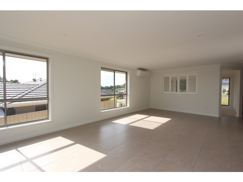 6 Bronzewing Terrace, Laurieton NSW 2443