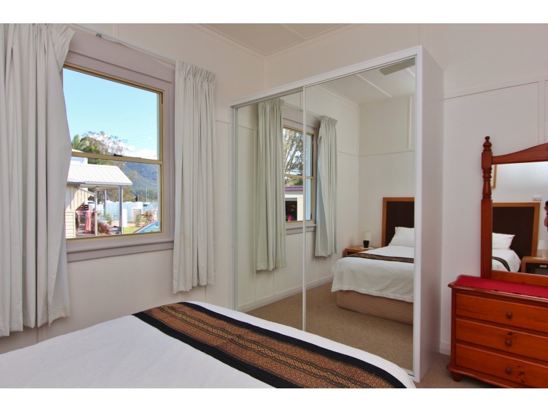 54 The Boulevarde, Dunbogan NSW 2443