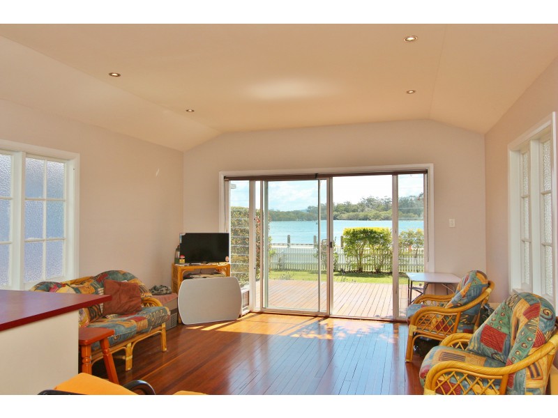 54 The Boulevarde, Dunbogan NSW 2443