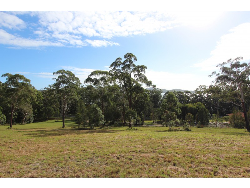 360-370 Ocean Drive, Laurieton NSW 2443