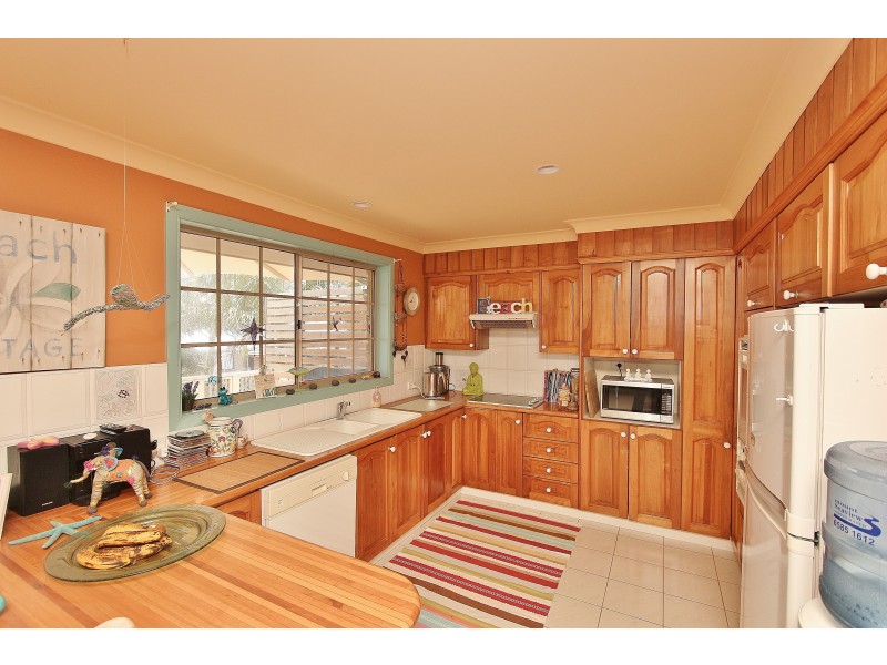 10 Skyline Place, Bonny Hills NSW 2445