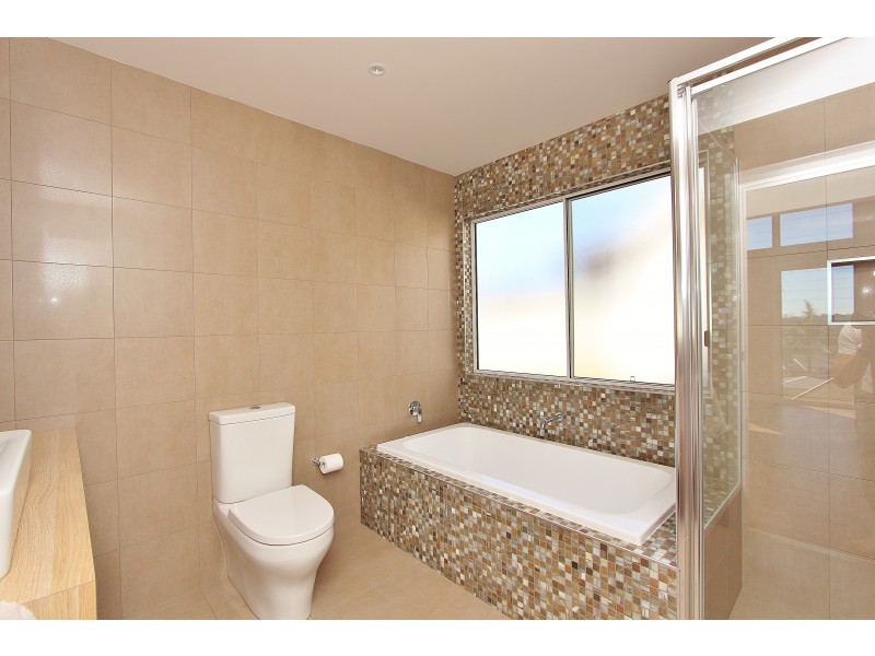 14 St Lucia Place, Bonny Hills NSW 2445