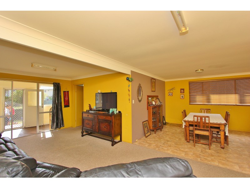 14 Arnott Street, Laurieton NSW 2443