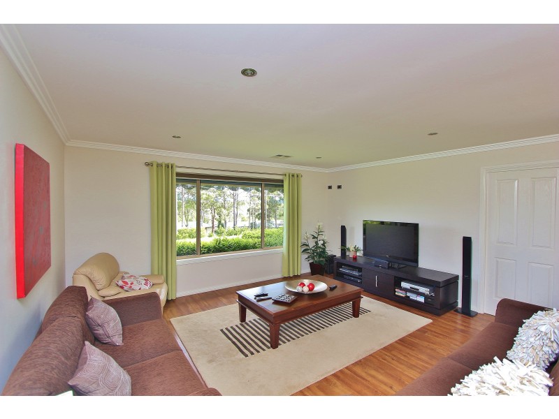 26 Lake Ridge Drive, Kew NSW 2439