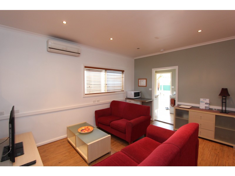 63 The Boulevarde, Dunbogan NSW 2443
