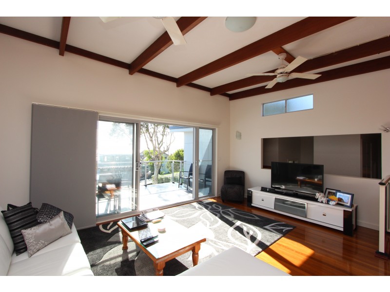 11 Graham Street, Bonny Hills NSW 2445
