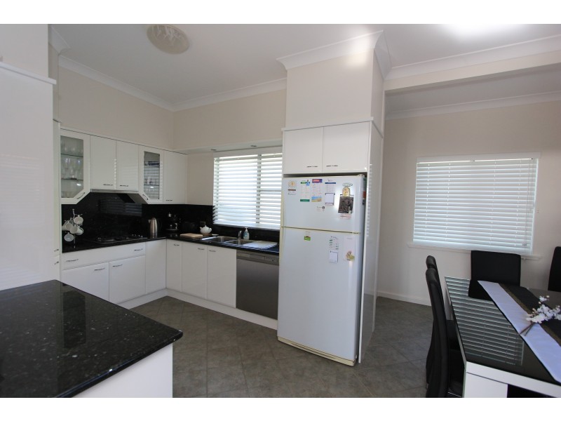 11 Graham Street, Bonny Hills NSW 2445