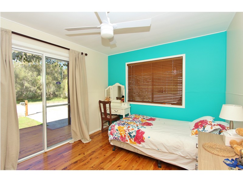 17 Bay Street, Dunbogan NSW 2443