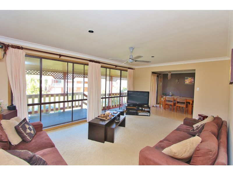 29 Bell Street, Dunbogan NSW 2443