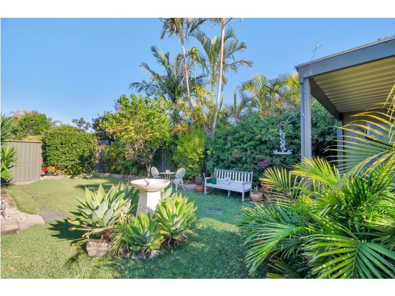 5 Silver Glade Drive, Elanora QLD 4221