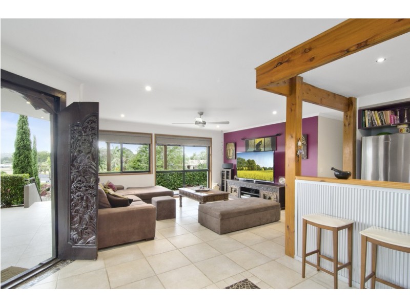 10 Applecross Way, Elanora QLD 4221