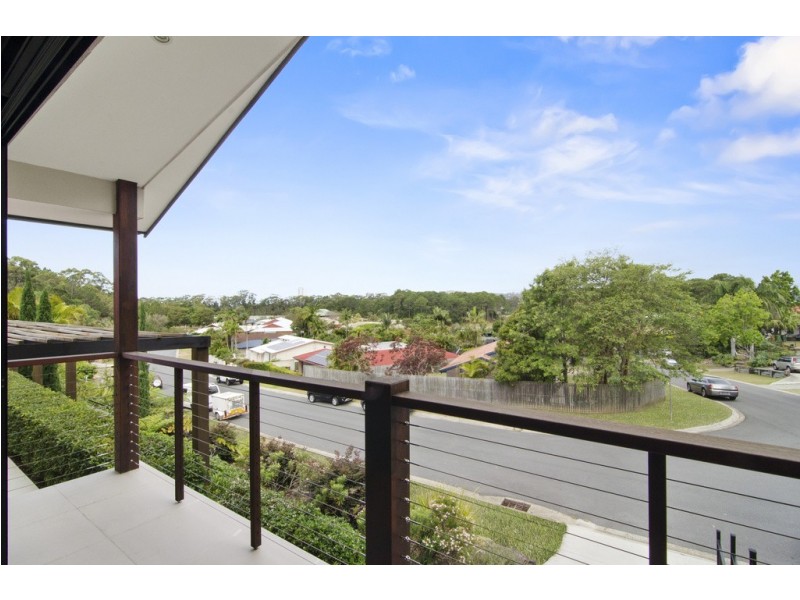 10 Applecross Way, Elanora QLD 4221