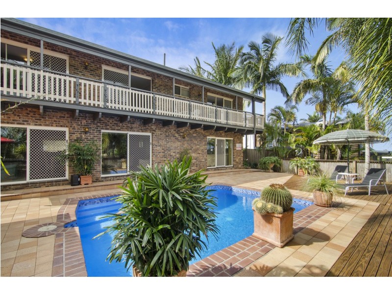 36 Seaview Parade, Elanora QLD 4221