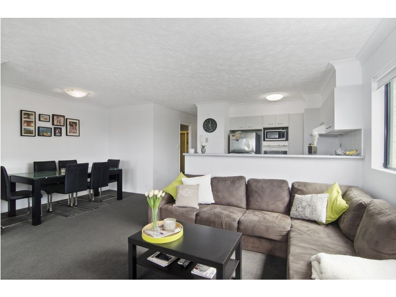 8/1266 Gold Coast Highway, Palm Beach QLD 4221