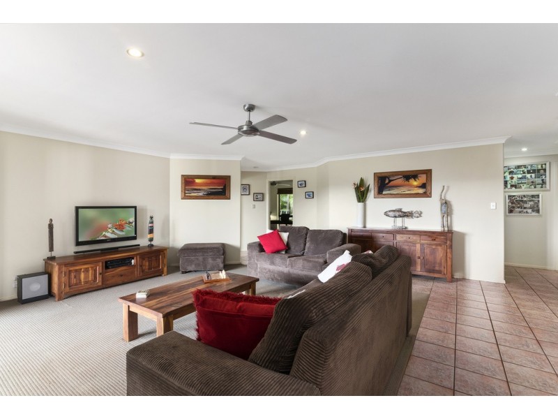 45 Forest Drive, Elanora QLD 4221