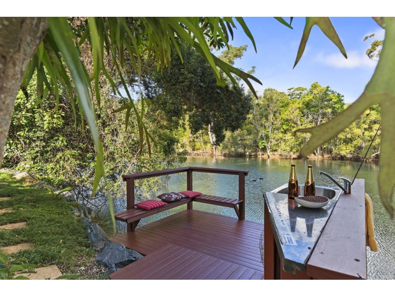 4 Tierney Drive, Currumbin Waters QLD 4223