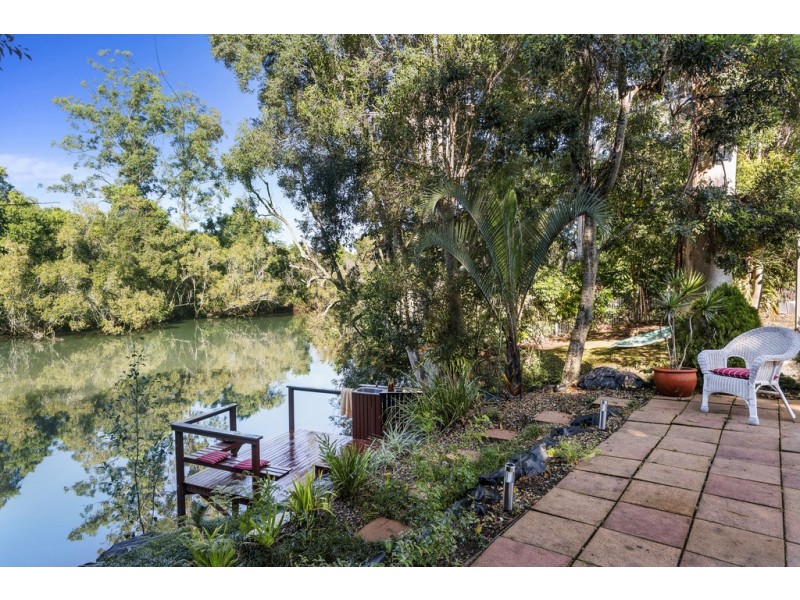 4 Tierney Drive, Currumbin Waters QLD 4223