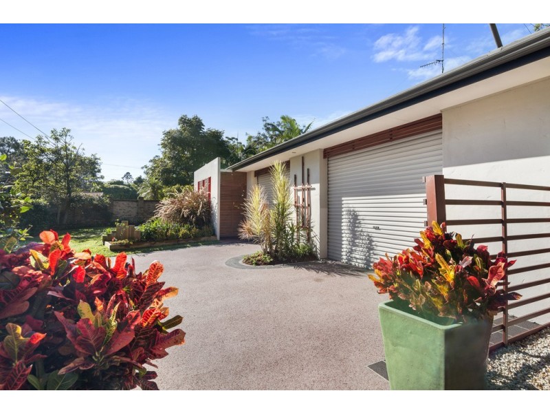 4 Tierney Drive, Currumbin Waters QLD 4223