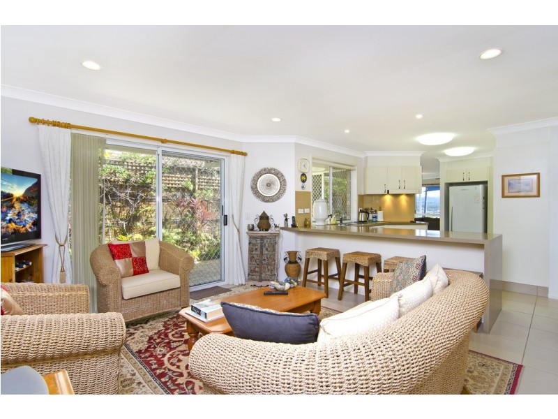 1 Rees Court, Elanora QLD 4221