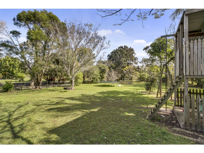 19 Daffodil Street, Tallebudgera QLD 4228