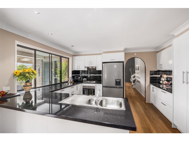 30 Cockatiel Place, Currumbin Waters QLD 4223