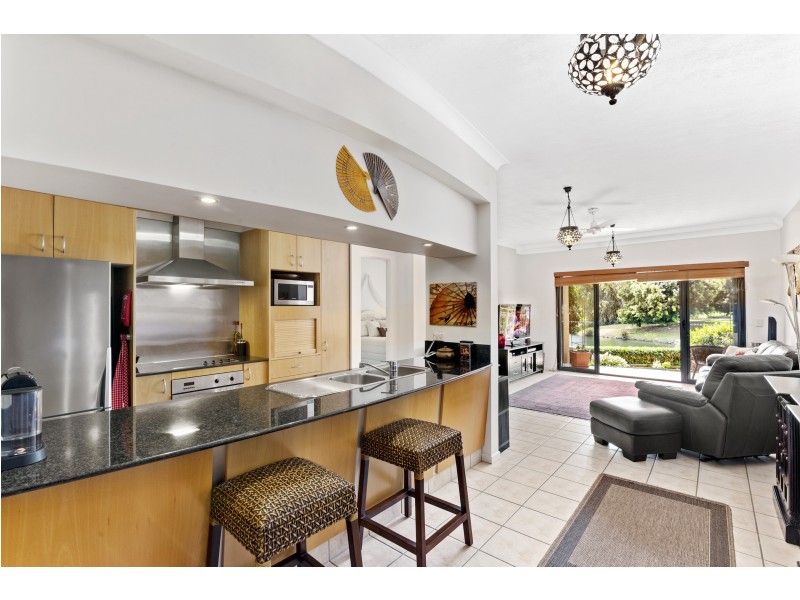 15/85 Palm Meadows Drive, Carrara QLD 4211