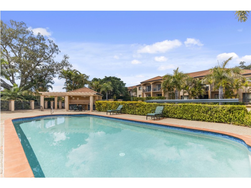 15/85 Palm Meadows Drive, Carrara QLD 4211