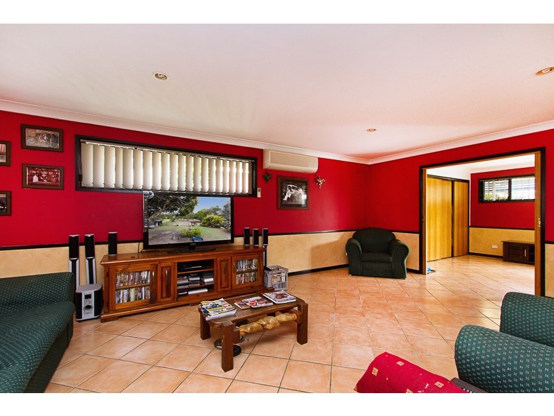 21 Daffodil Street, Tallebudgera QLD 4228