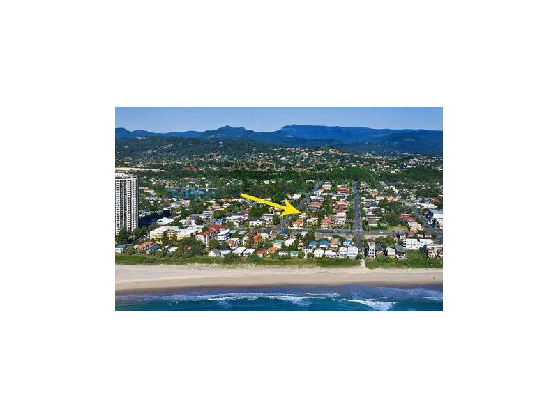 1/13 Second Ave, Palm Beach QLD 4221