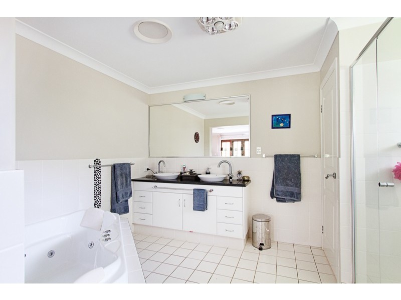 19  Callicarpa Street, Reedy Creek QLD 4227