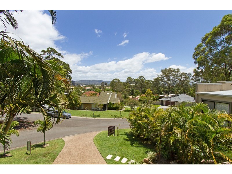 5 Medinde Court, Robina QLD 4226
