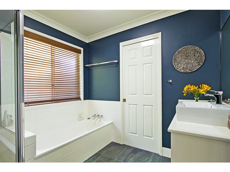 5 Medinde Court, Robina QLD 4226