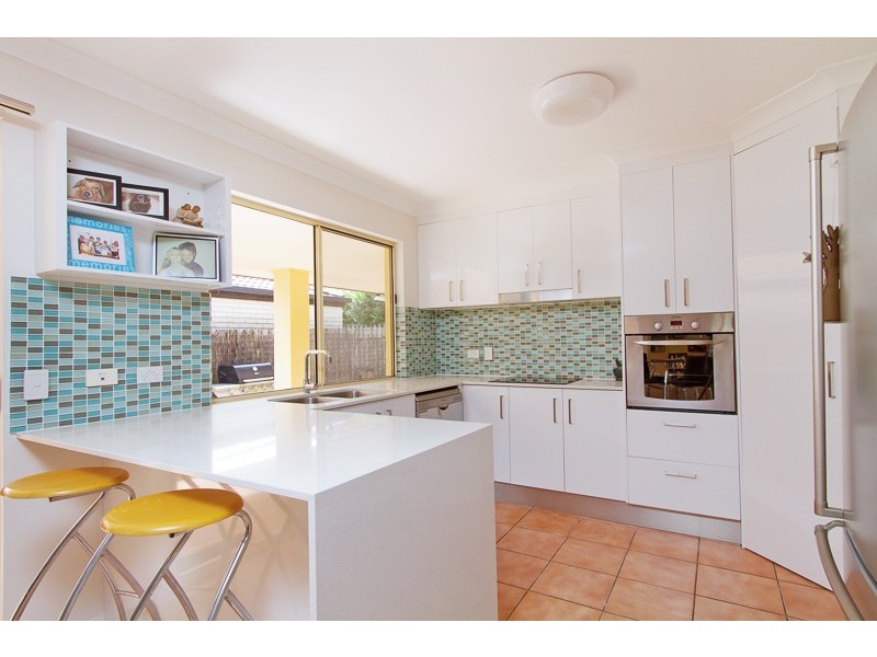 38 Tussock Crescent, Elanora QLD 4221