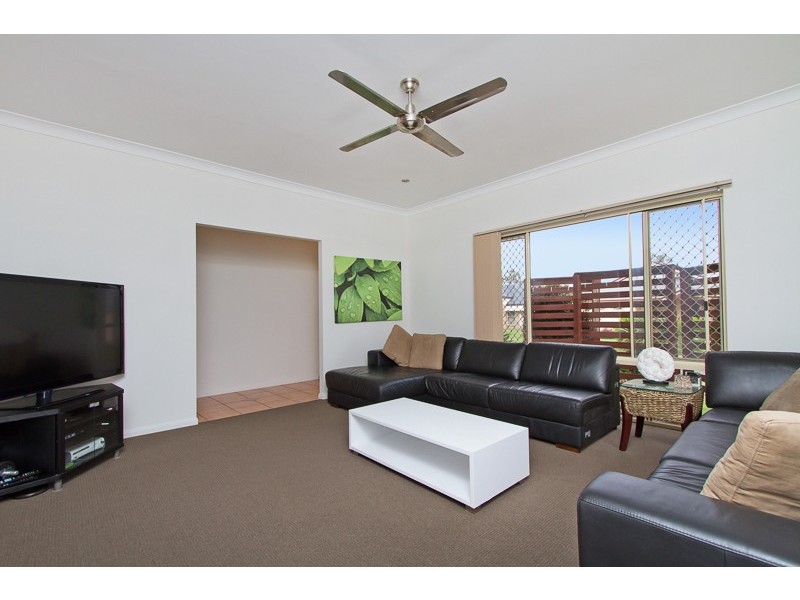 38 Tussock Crescent, Elanora QLD 4221