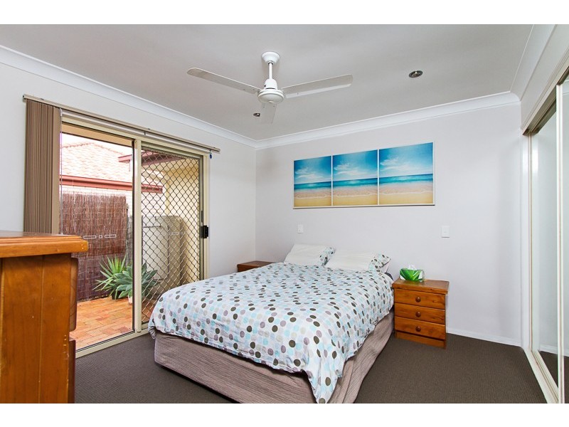 38 Tussock Crescent, Elanora QLD 4221