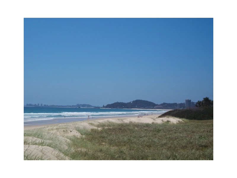 2/3 First Avenue, Palm Beach QLD 4221