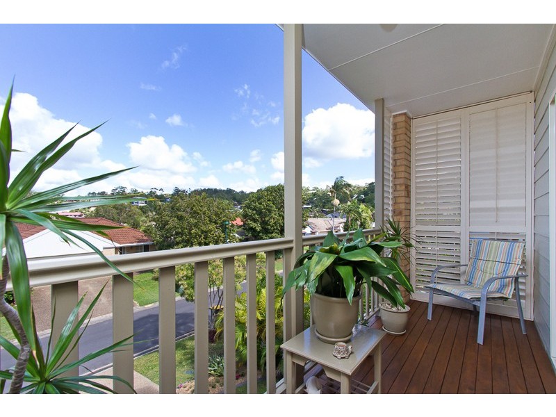 2/10 Waterdown Drive, Elanora QLD 4221