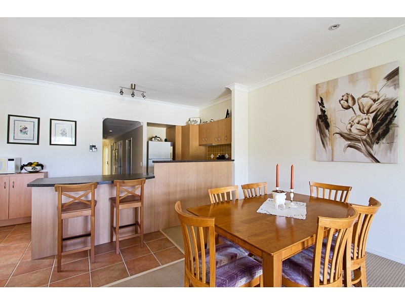 2/10 Waterdown Drive, Elanora QLD 4221