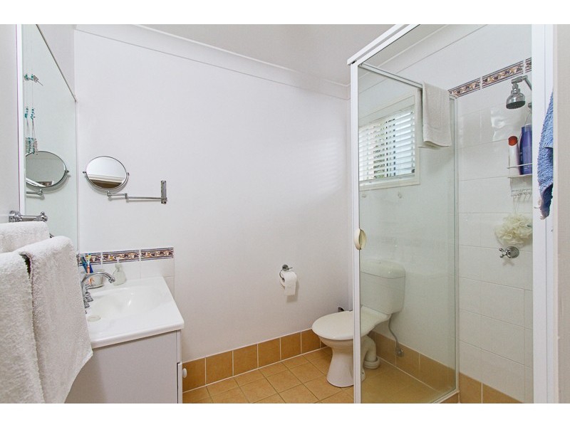 2/10 Waterdown Drive, Elanora QLD 4221