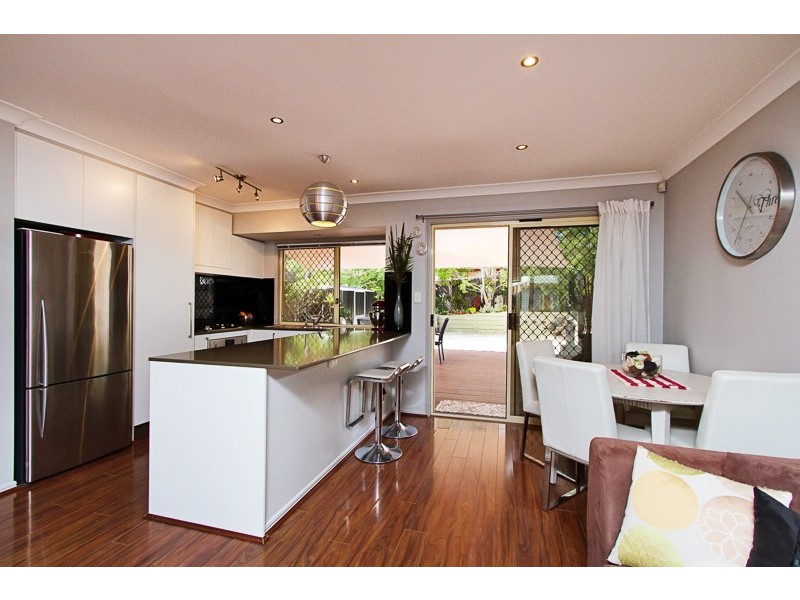 2/65 Woodland Drive, Reedy Creek QLD 4227