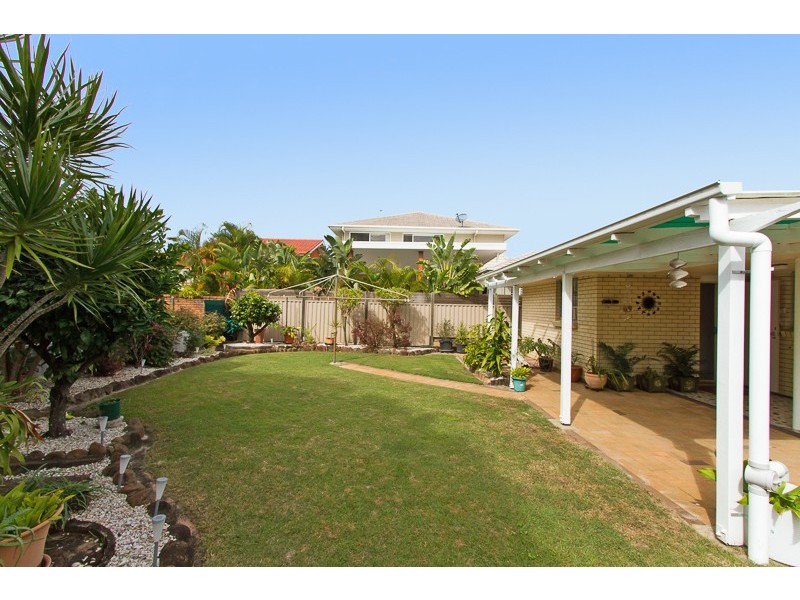Palm Beach QLD 4221
