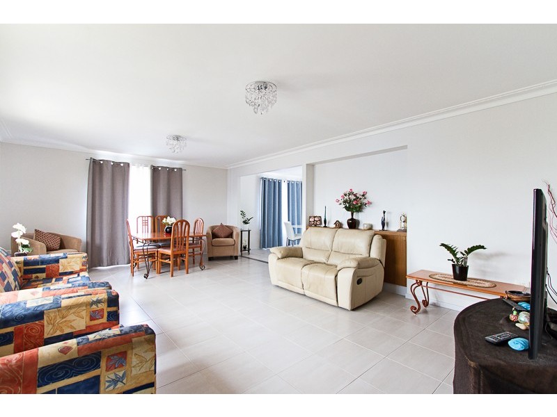 Palm Beach QLD 4221